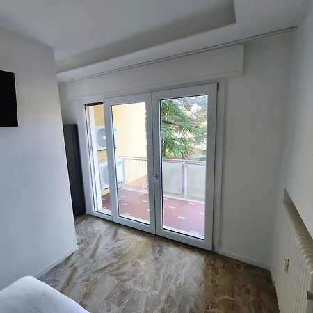 Grace House 招待所