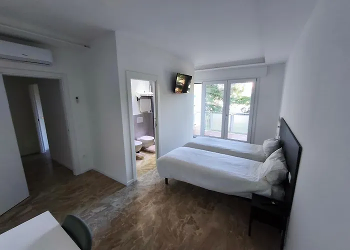 招待所 Grace House